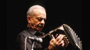 Piazzolla, el hombre y su tiempo en un documental