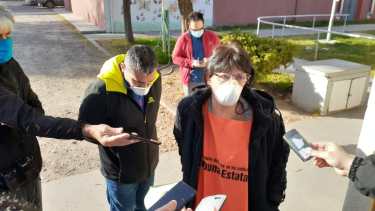 La dirigente de Tribuna Estatal, Norma Dardik, expresó el rechazo al plan de voluntariado. (Foto Néstor Salas)