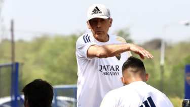 Edwin Cardona lideró el triunfo que esta mañana consiguió Boca en el amistoso frente a Estudiantes de Río Cuarto. 