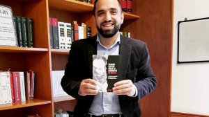 Abogado de Viedma presentó un libro sobre el juicio al médico Rodríguez Lastra