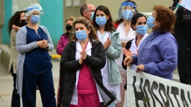 El sector de Salud está al límite en la capital provincial. Foto: Marcelo Ochoa.
