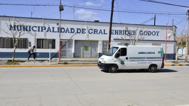 Mantienen la vigencia de horarios de funcionamiento de comercios en Godoy