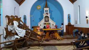El Bolsón: ocuparon una parroquia, hicieron pintadas y luego escaparon