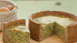 Verduras, semillas y ricota para esta tarta integral