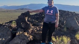 Desapareció un oso de piedra que estaba en un cerro de Buta Ranquil