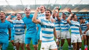 Los Pumas, de menos a más, igualaron ante Australia