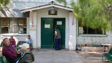 En la Residencia de adultos mayores Rosa Padín hubo unos 17 casos positivos de Covid-19 y tres muertes. Foto: Juan Thomes.