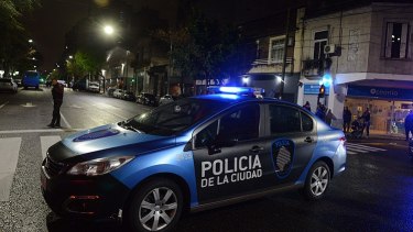 La policía porteña realizó el procedimiento. 