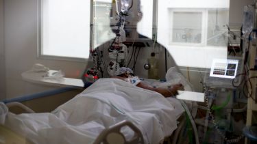 El área covid de un hospital de Buenos Aires, donde bajó la cantidad de enfermos en terapia intensiva. 