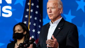 Con Biden cerca del triunfo, Estados Unidos espera los resultados decisivos