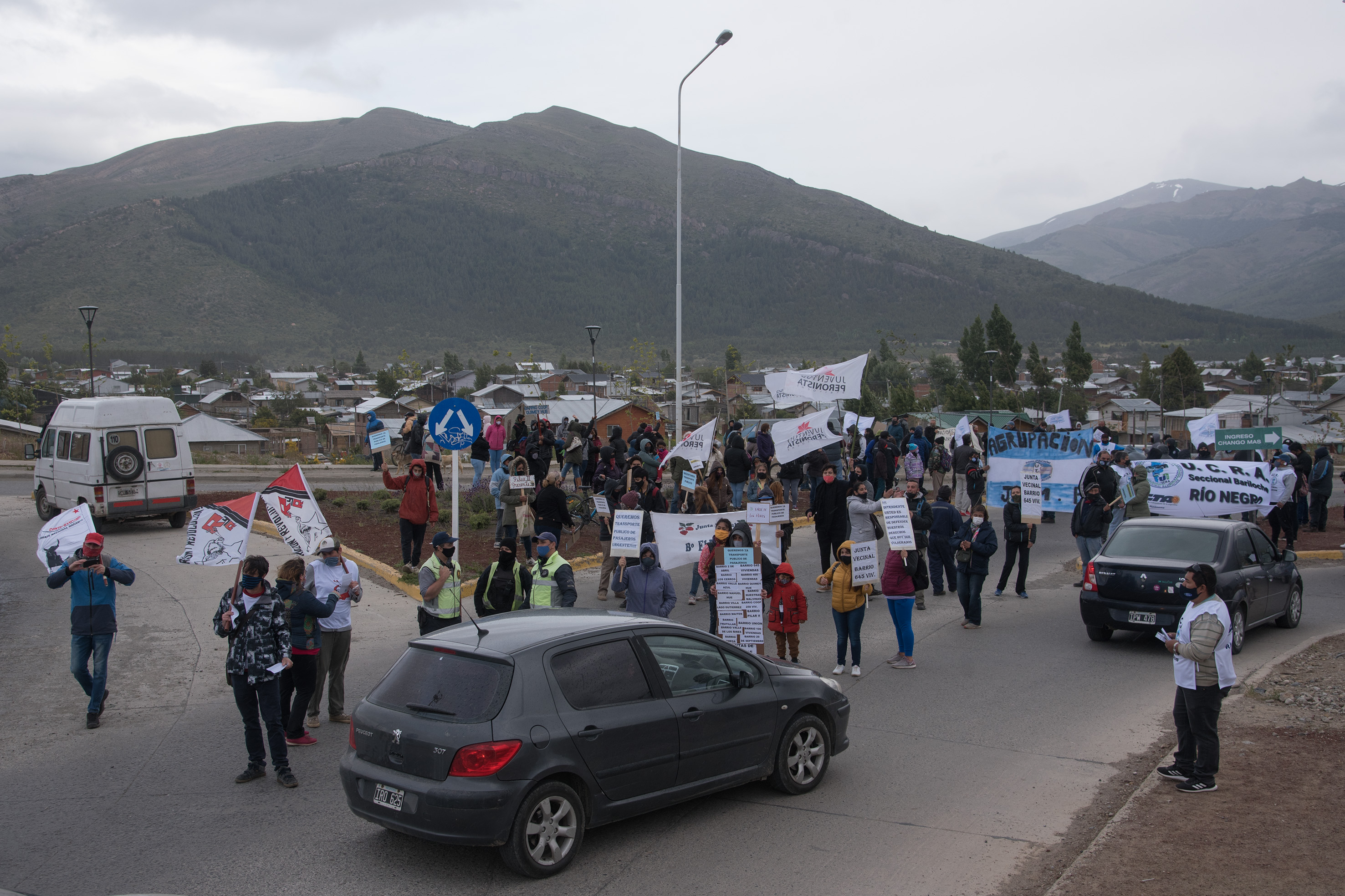 Fuerte reclamo a Gennuso en Bariloche por la falta de colectivos ...