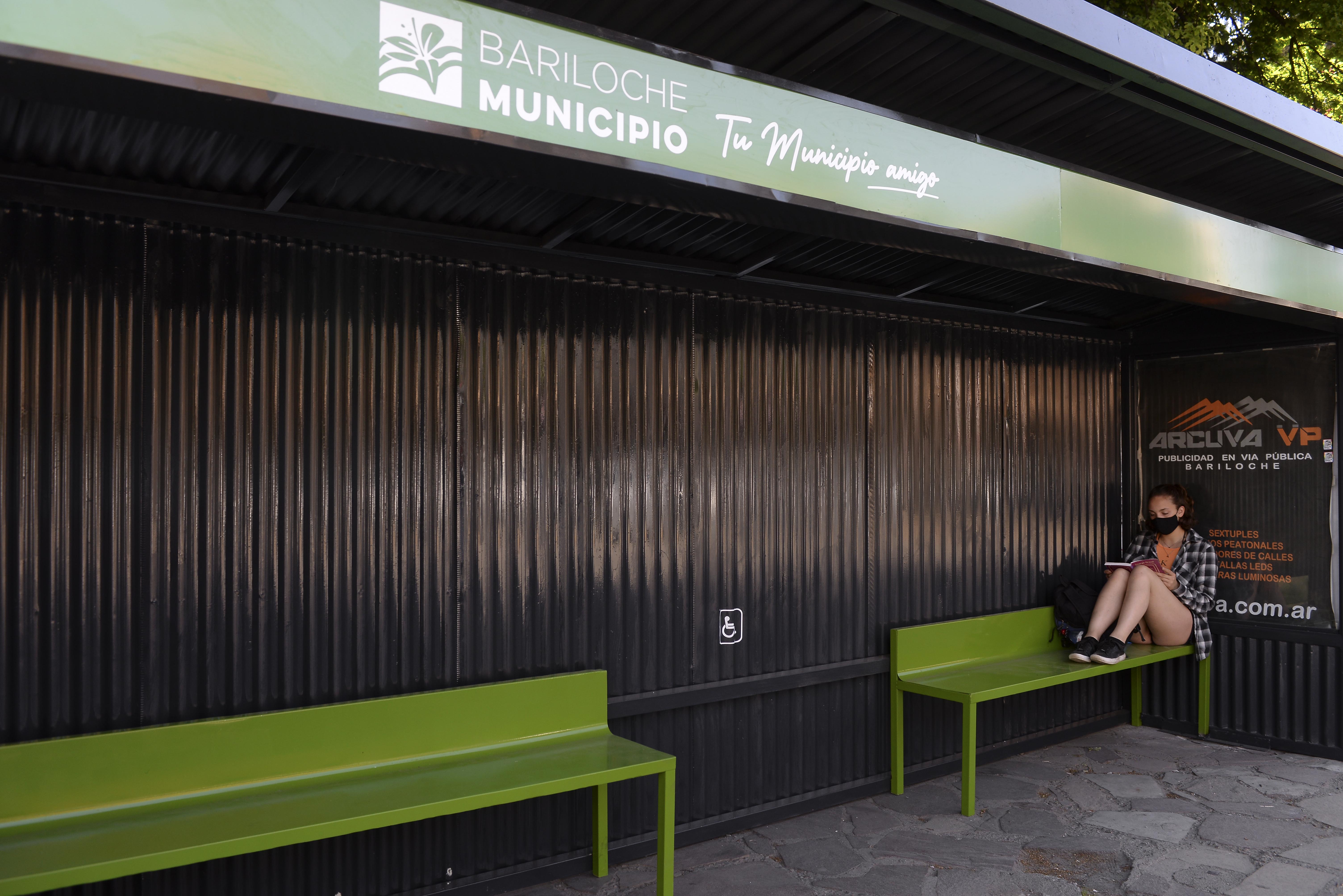 El paro de transporte lleva 10 días en Bariloche - Diario Río Negro