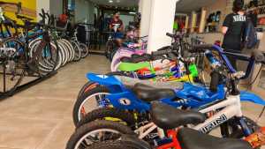 El boom de ventas de bicicletas en Cutral Co tiene su lado B