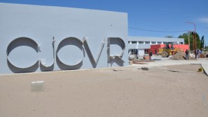 Liberaron a un joven imputado por golpear y abusar sexualmente de una chica en Regina