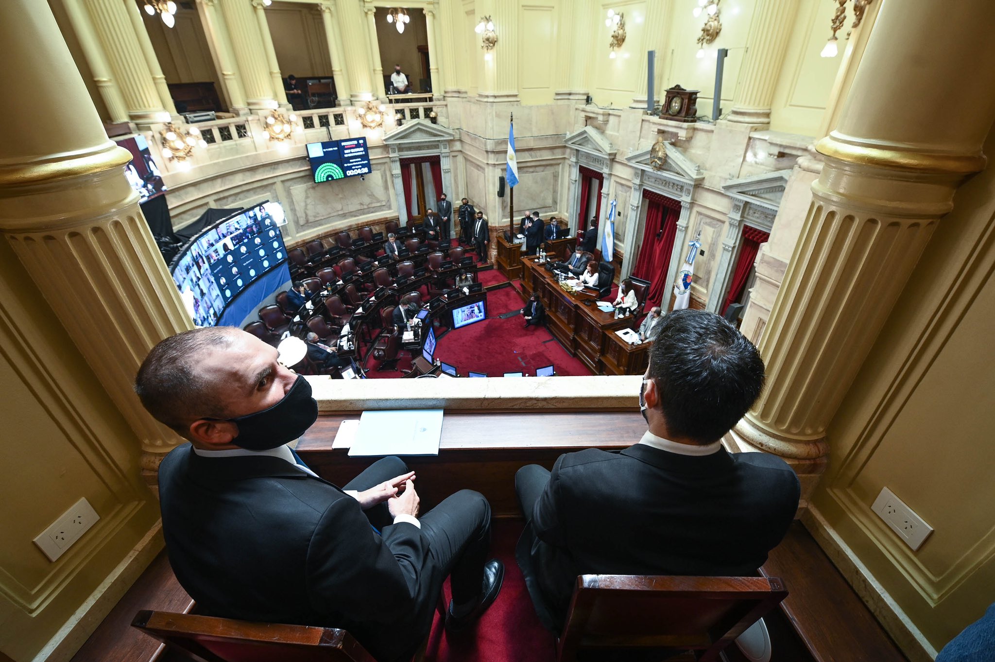 Guzmán asistió al Senado mientras se debate el presupuesto 2021. (Gentileza).-