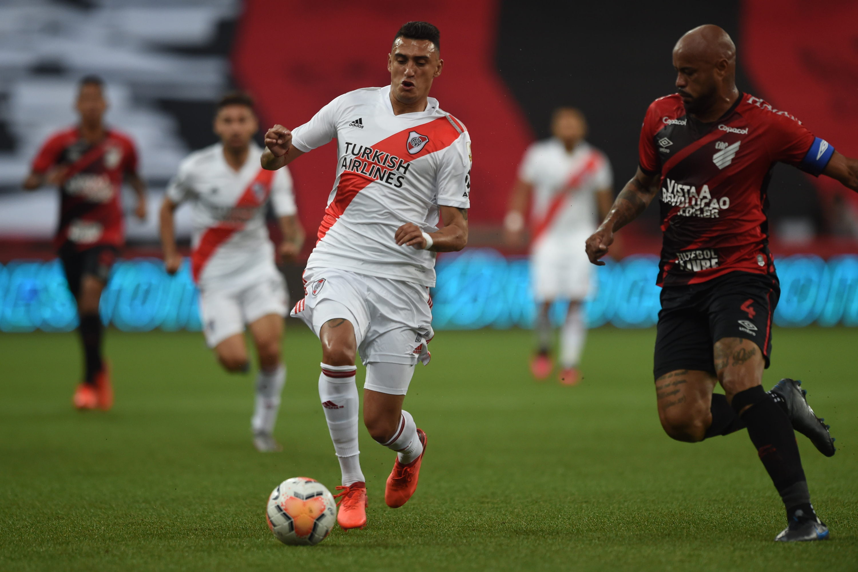 River y Paranaense igualaron en la ida de octavos de Libertadores. 