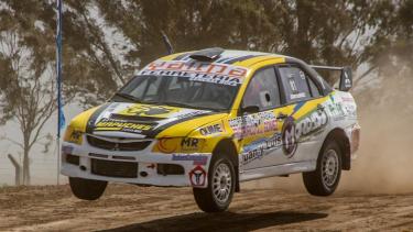 Los regionales se lucieron en el comienzo de la cuarta fecha del rallycross
