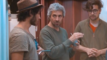  Alex Fainstein, del Instituto Balseiro y el Centro Atómico Bariloche, lideró el trabajo de 17 años que llevó al desarrollo de un nuevo tipo de láser de sonido, con un gran potencial para aplicar en telecomunicaciones, informática y tecnologías médicas.