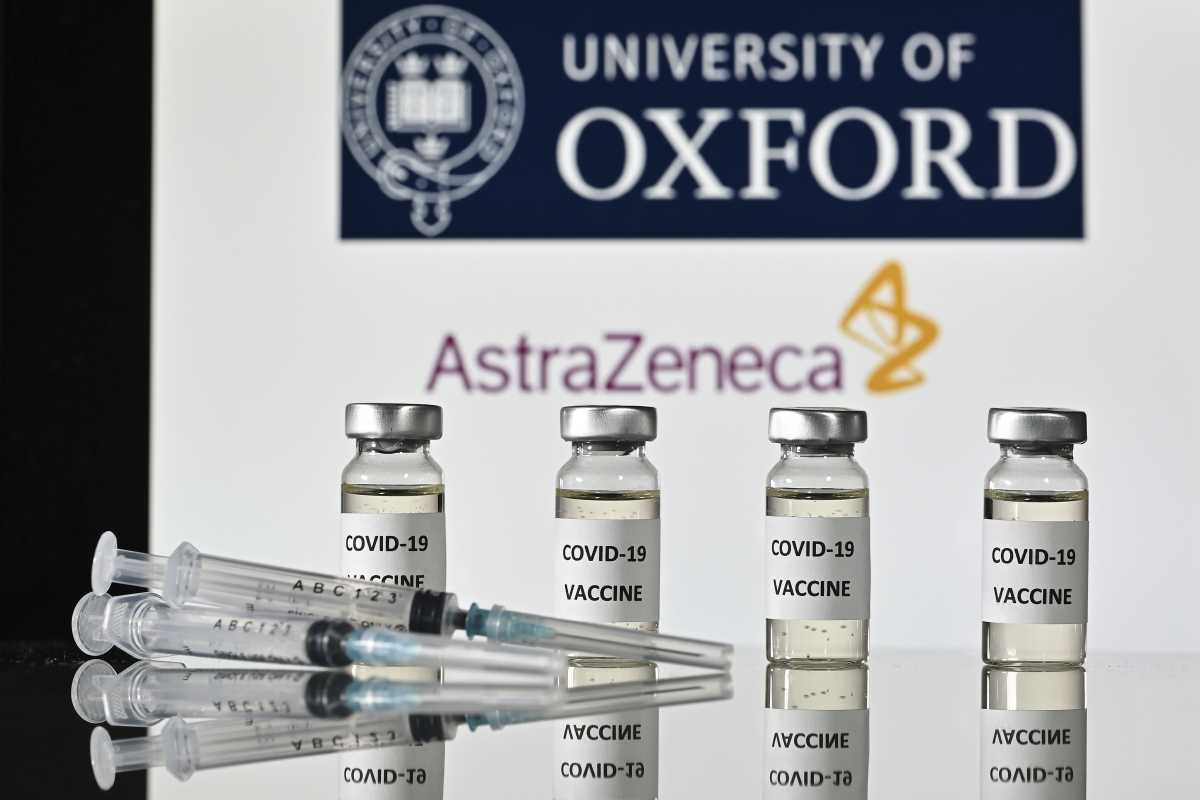 La UE allana una planta de AstraZeneca en Bélgica y exige que las vacunas lleguen "lo antes posible"