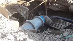 La red de agua de Roca se normaliza lentamente, luego de una noche sin sobresaltos