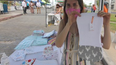 Última tarde de emprendedores frente a la Legislatura de Neuquén