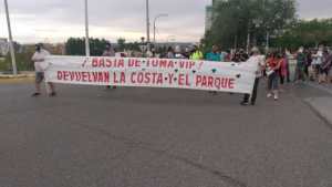 Vecinos de Neuquén se oponen al acuerdo entre Gaido y el country