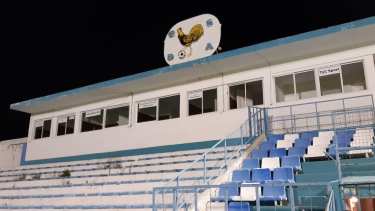 El Coloso del Ruca Quimey, que tuvo el privilegio de recibir a Maradona en 2010, se sumó a los homenajes. Foto: Gentileza Subcomisión de Fútbol "Los Gallos de Siempre"