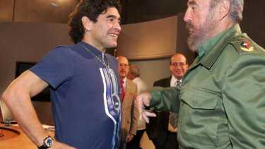 Maradona se reunió con todos, desde los presidentes al papa