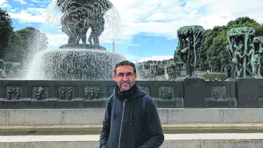 Enzo Campetella es oriundo de Allen y vive en Madrid con su esposa argentina y una beba que nació allá.