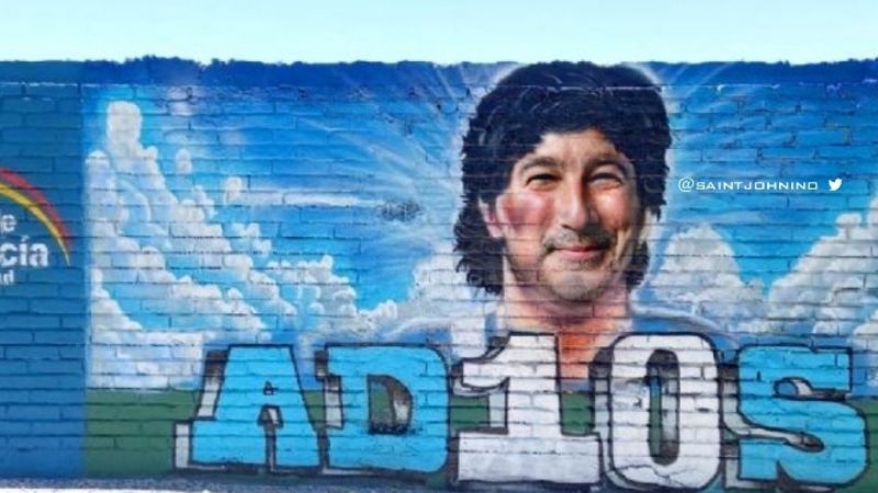 El fake del mural de Maradona que se parecía a Pachu Peña se hizo viral. (Gentileza).-
