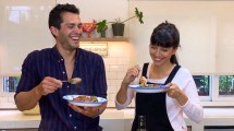 Imagen de Felicitas Pizarro y su marido Santiago Solerno se lucen en la cocina