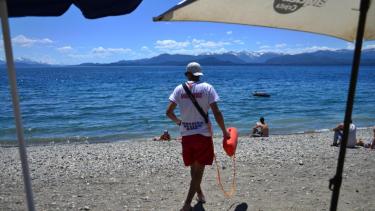 Bariloche: guardavidas rechazaron la decisión del municipio y se agrava el conflicto