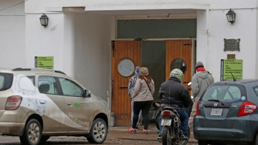 Creen que en marzo habría un rebrote y desde el hospital piden "no relajarse" en el verano. (foto: archivo)