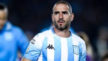 El capitán y símbolo de Racing, Lisandro López, será titular ante Arsenal.