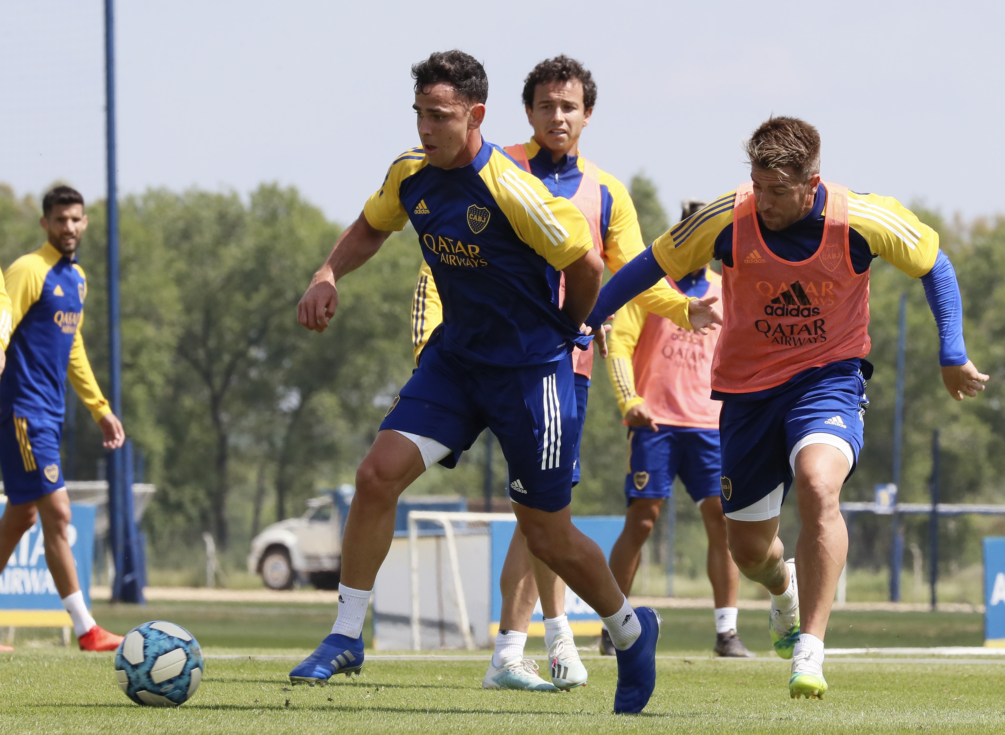 Gonzalo Maroni reapareció en la formación titular de Boca.