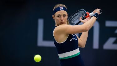 Nadia Podoroska ganó en su debut en Linz, Austria. Derrotó en single a la tenista con la que hace dupla en dobles.