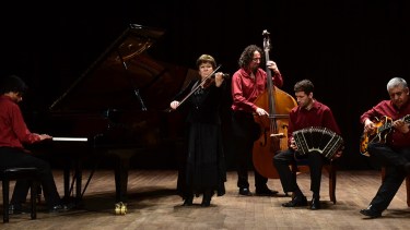 Artistas de Fundación Cultural Patagonia e invitados recorren "Retratos de tango".