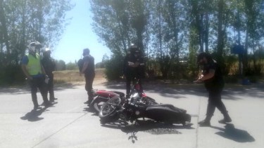 Todo terminó en un choque en Mandoza y Chula Vista. Foto: Gino Avoledo 