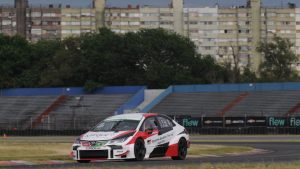 Barrichello cerró un doblete soñado en Súper TC 2000
