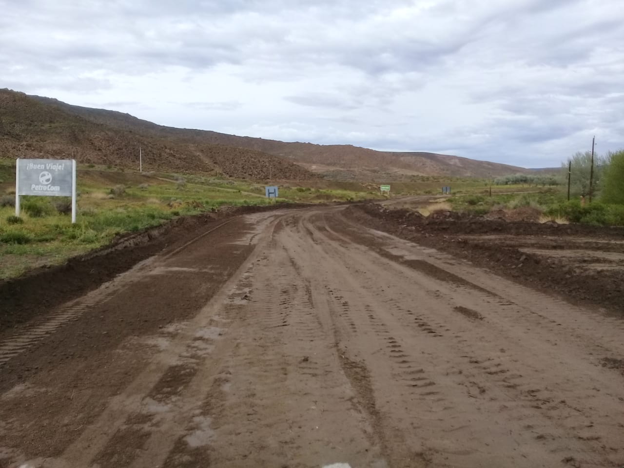 La ruta 23 resultó afectada por las lluvias, en el tramo que va de Ingeniero Jacobacci a Comallo. Foto: gentileza