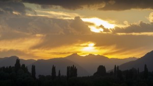 Eclipse 2020: paso a paso, cómo construir la cámara oscura para verlo