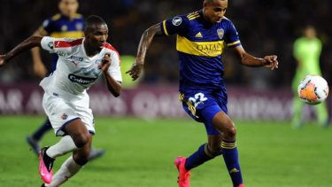 Sebastián Villa prepara su regreso a la primera de Boca en forma oficial. 