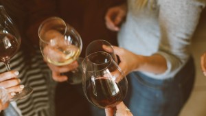 El vino argentino encuentra nuevos consumidores y espacios de consumo