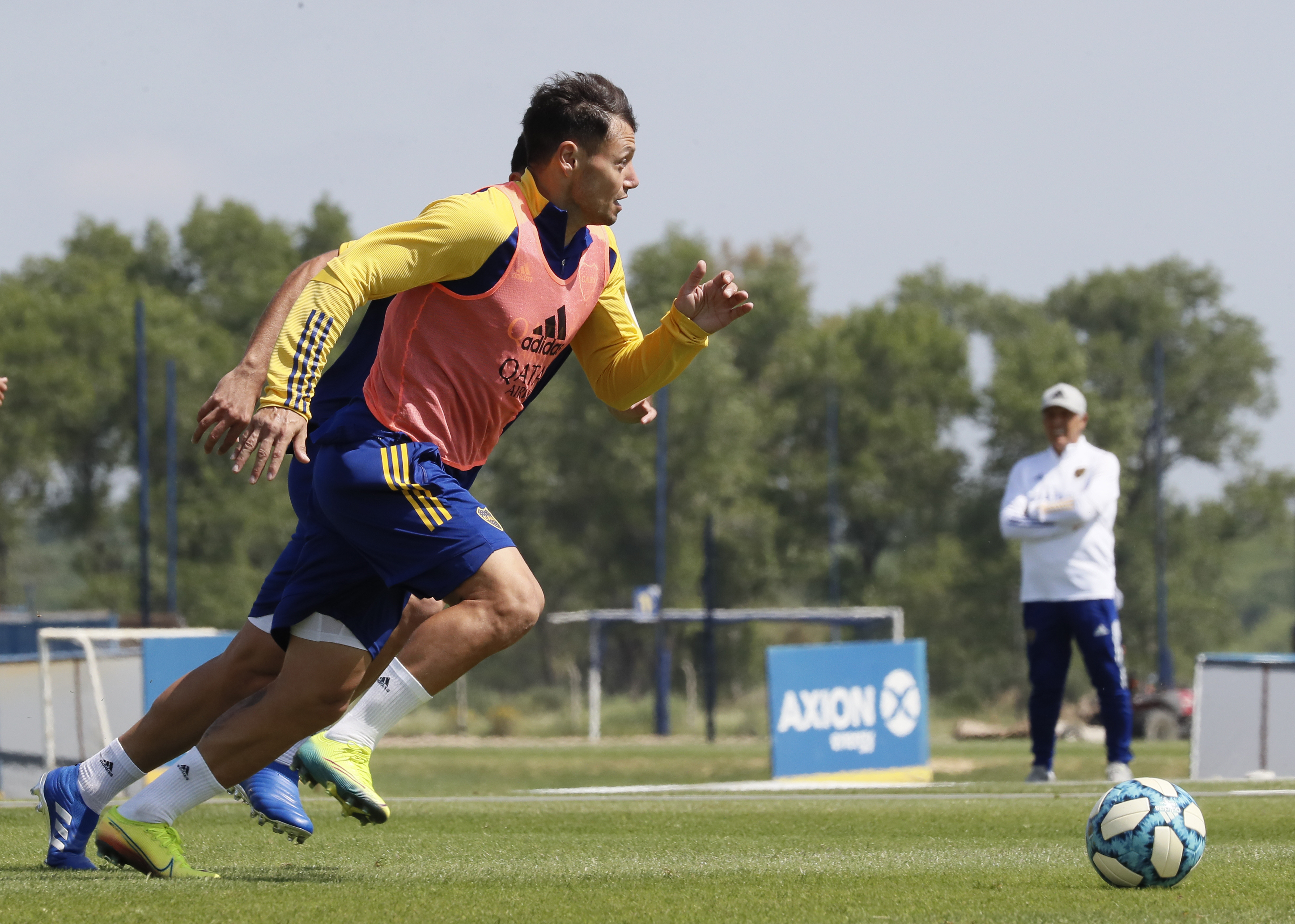 Mauro Zárate jugará su segundo partido en el año como titular, desde el empate sin goles ante Independiente en el primer partido oficial de Boca en 2020, por la Superliga.