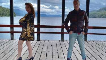 Críticas a Marley y Lizi por no cumplir los protocolos en su visita a Neuquén