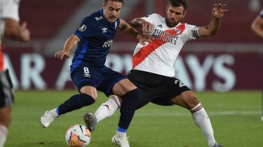 Sin Enzo Pérez ni Nacho Fernández, Leo Ponzio y Bruno Zuculini formarían el eje del mediocampo.