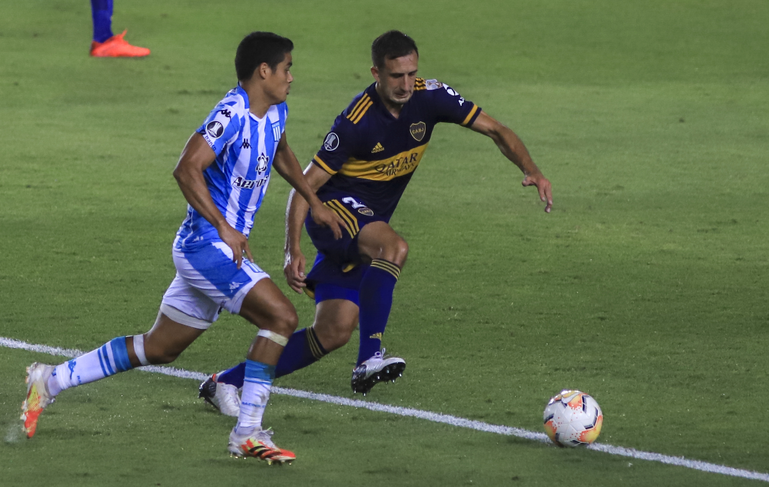 Melgarejo metió el gol del primer triunfo de Racing ante Boca en copas internacionales (Foto: Télam)