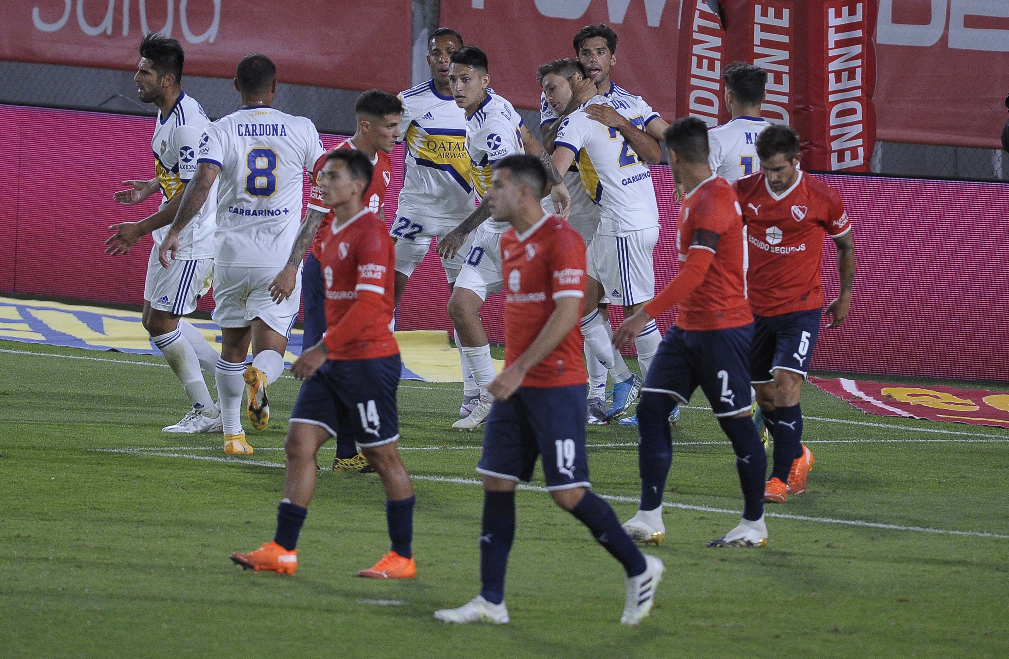 Independiente se quedó, bajó la intensidad y Boca se recuperó. Lo terminó ganando con goles de Soldano y Cardona. FOTO: JAVIER GONZALEZ TOLEDO  AGENCIAS ARGRA