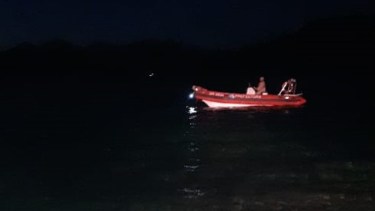 Prefectura buscaba anoche al desaparecido. (Foto gentileza)