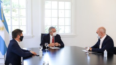 Fernández se reunió con Kicilloff y Larreta: pedirán extremar cuidados por suba de casos